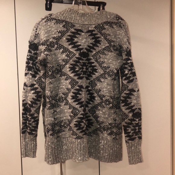 Grey Patterned Sweater - Picture 4 of 5